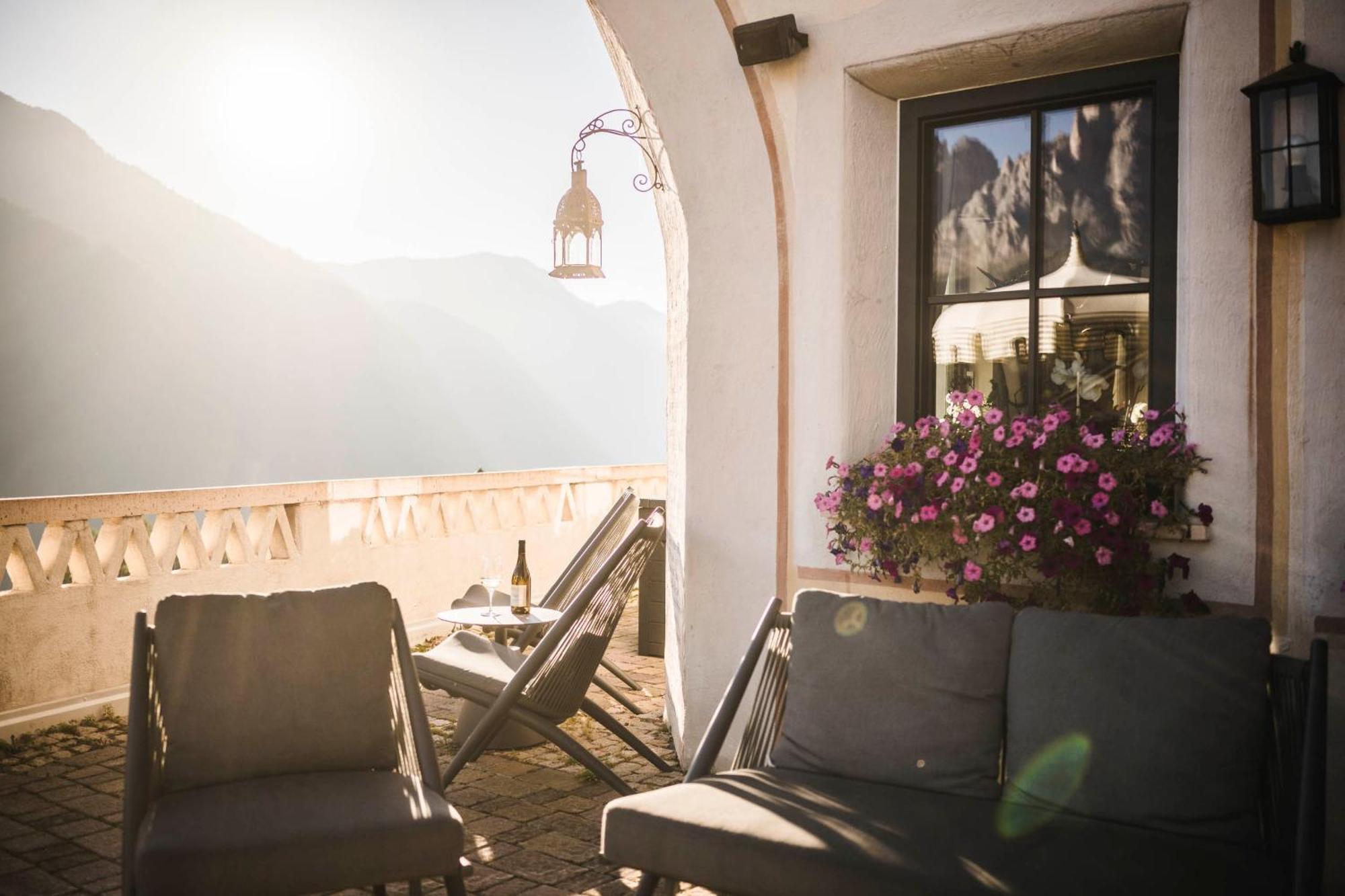 Hotel Ansitz Jakoberhof Ортизеи Экстерьер фото