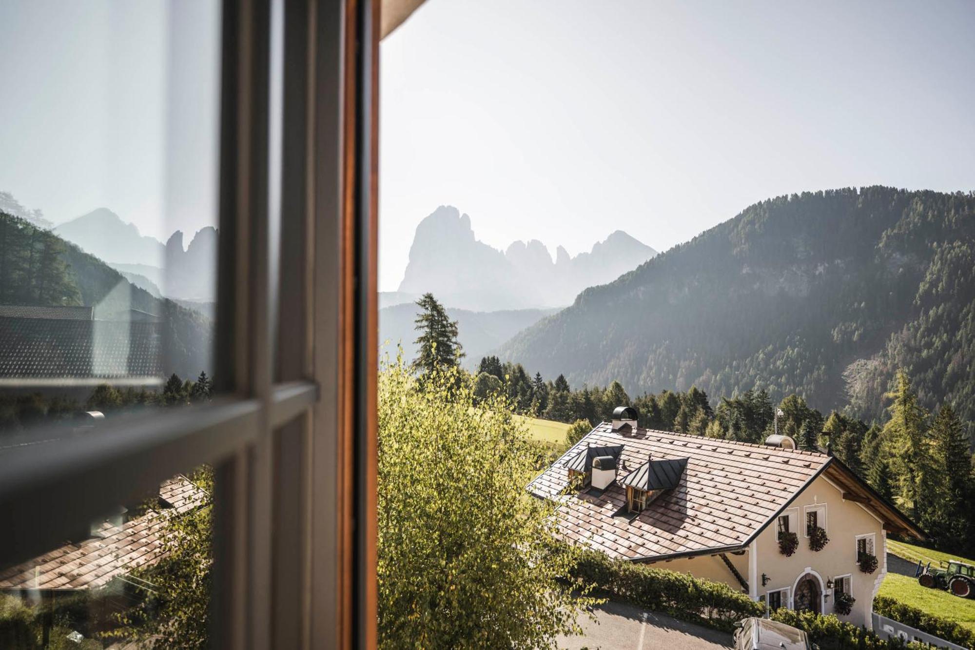 Hotel Ansitz Jakoberhof Ортизеи Экстерьер фото