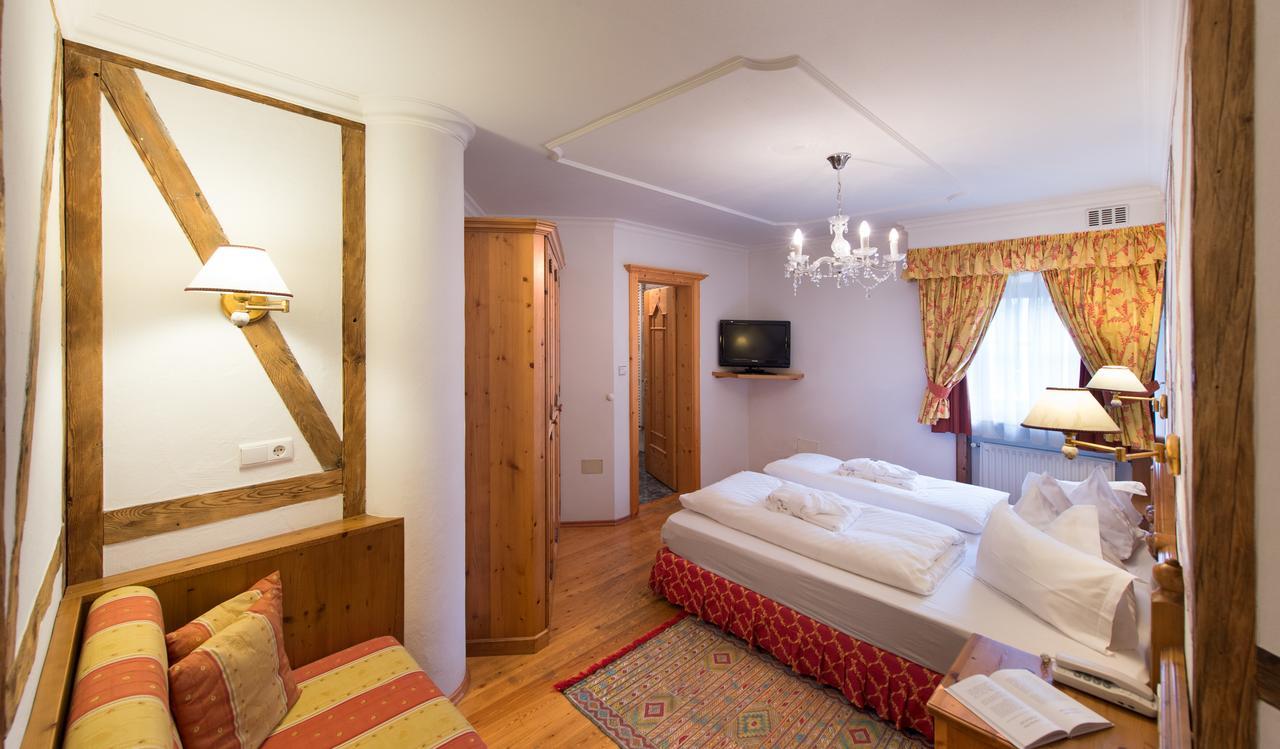 Hotel Ansitz Jakoberhof Ортизеи Экстерьер фото